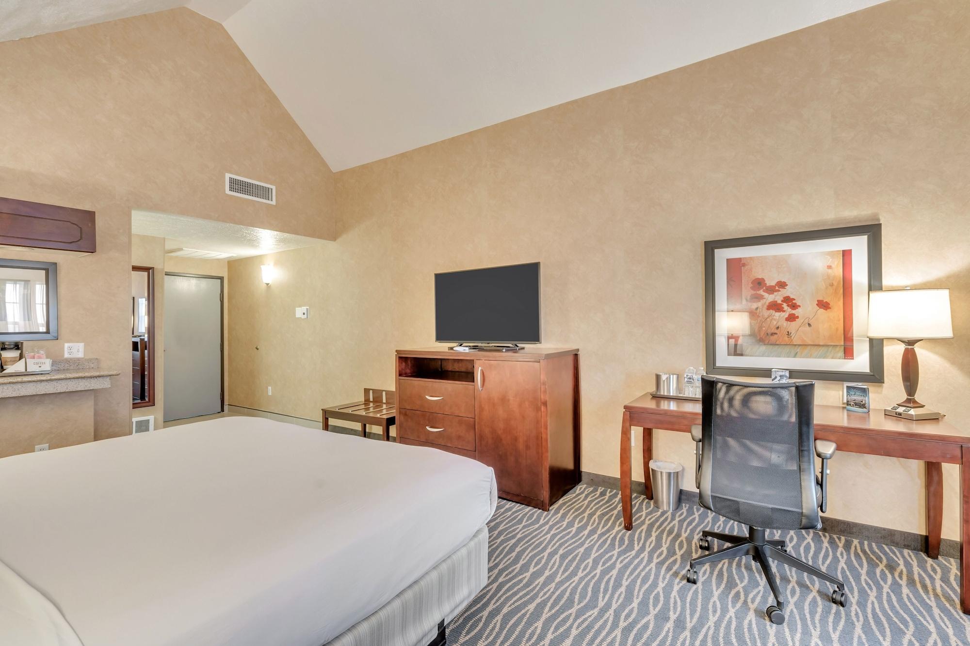 Radisson Hotel Salt Lake City Airport Экстерьер фото