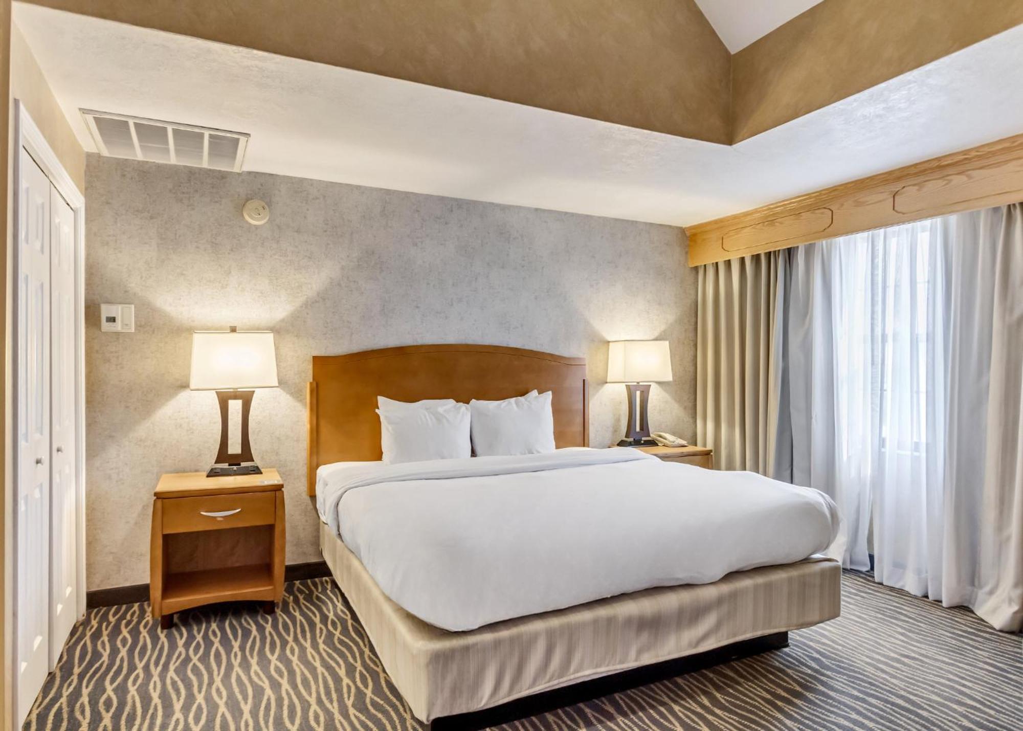 Radisson Hotel Salt Lake City Airport Экстерьер фото