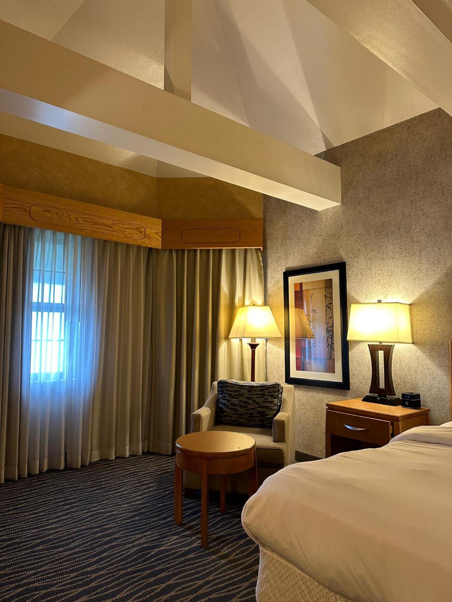 Radisson Hotel Salt Lake City Airport Экстерьер фото