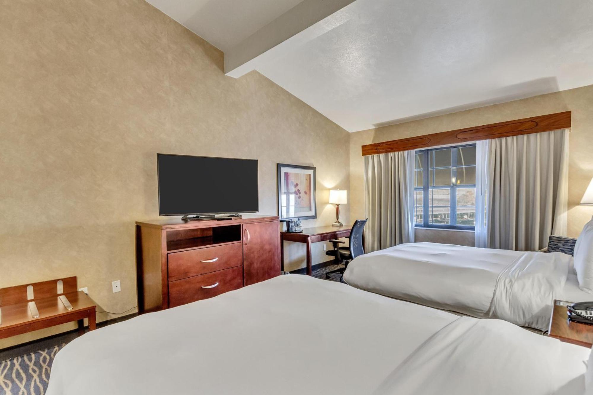 Radisson Hotel Salt Lake City Airport Экстерьер фото