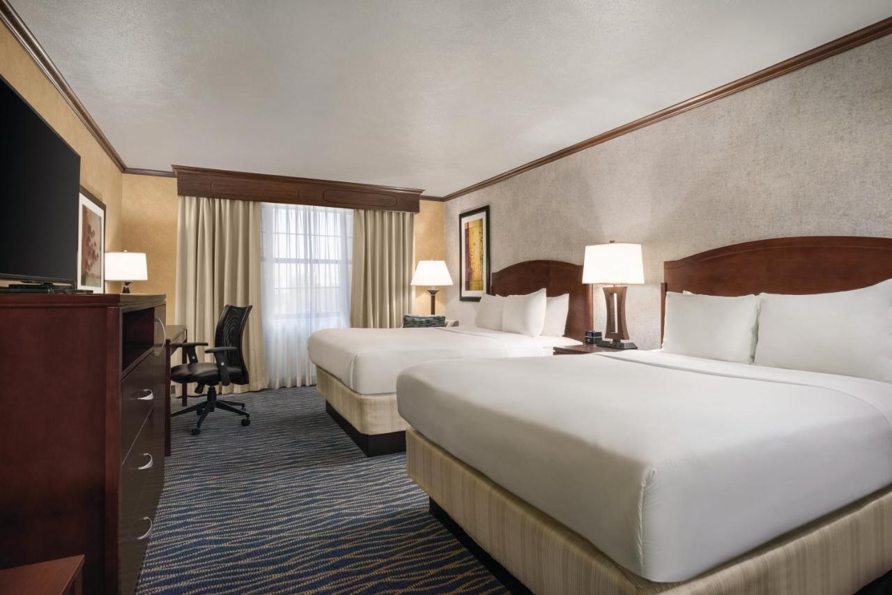 Radisson Hotel Salt Lake City Airport Экстерьер фото